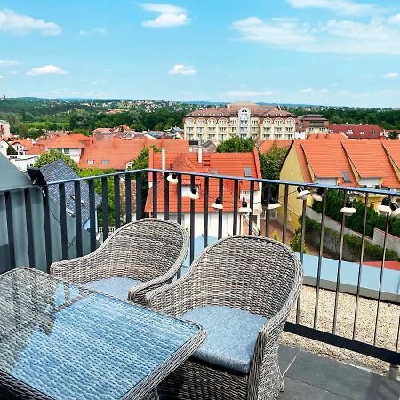 Panorama View Apartment In City Center Héviz Zewnętrze zdjęcie