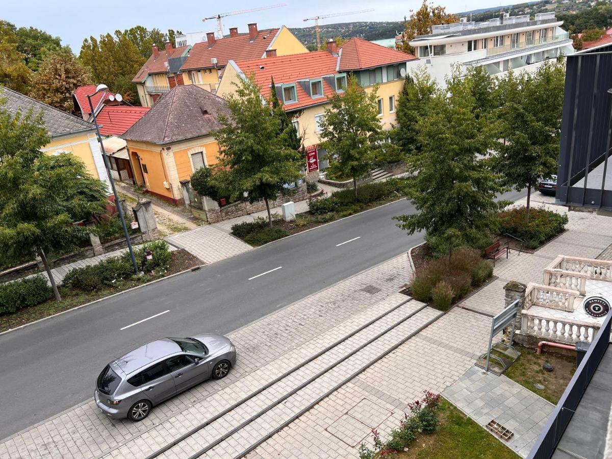 Panorama View Apartment In City Center Héviz Zewnętrze zdjęcie
